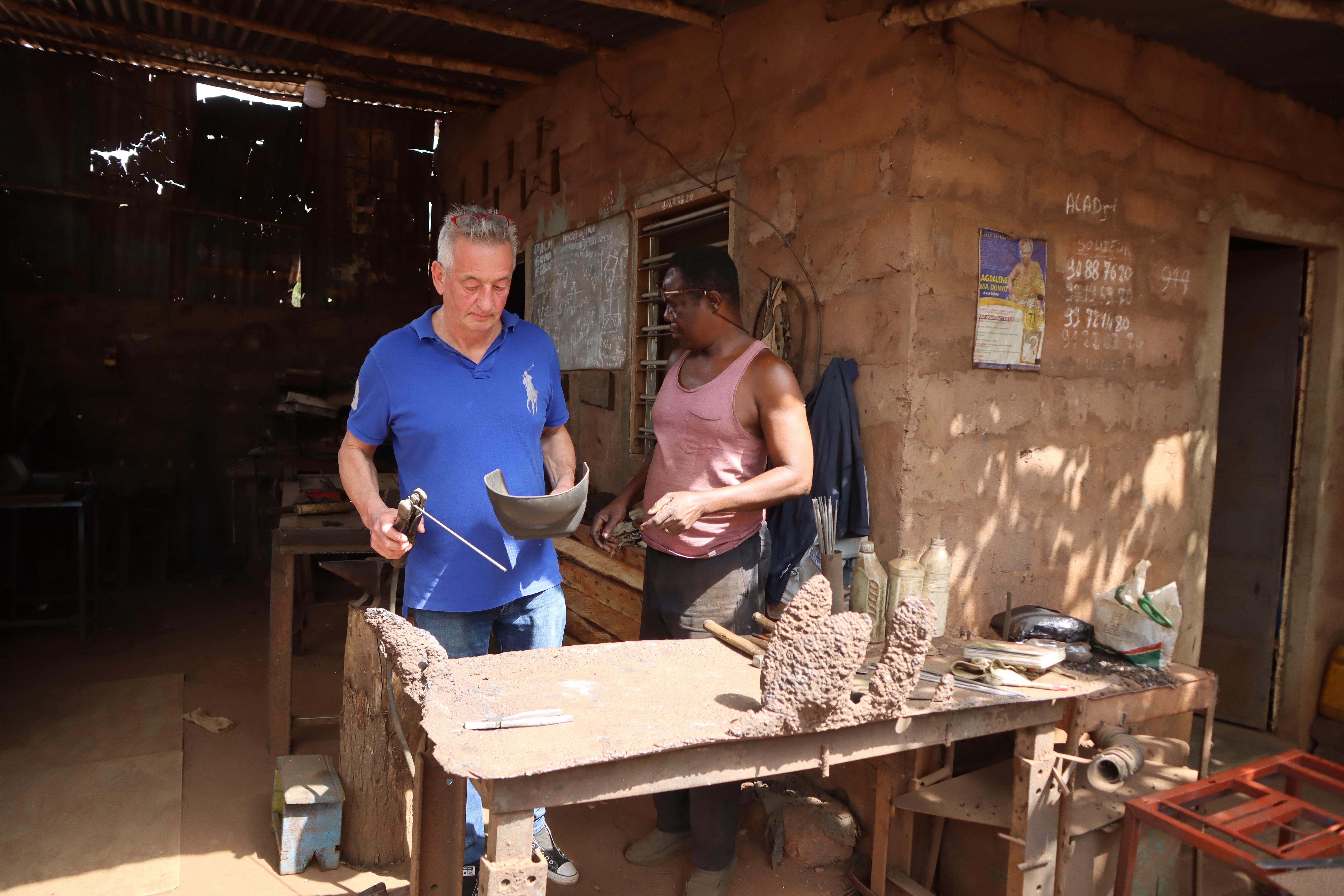 John Lohrmann, Einsatz in Togo, Metallbau