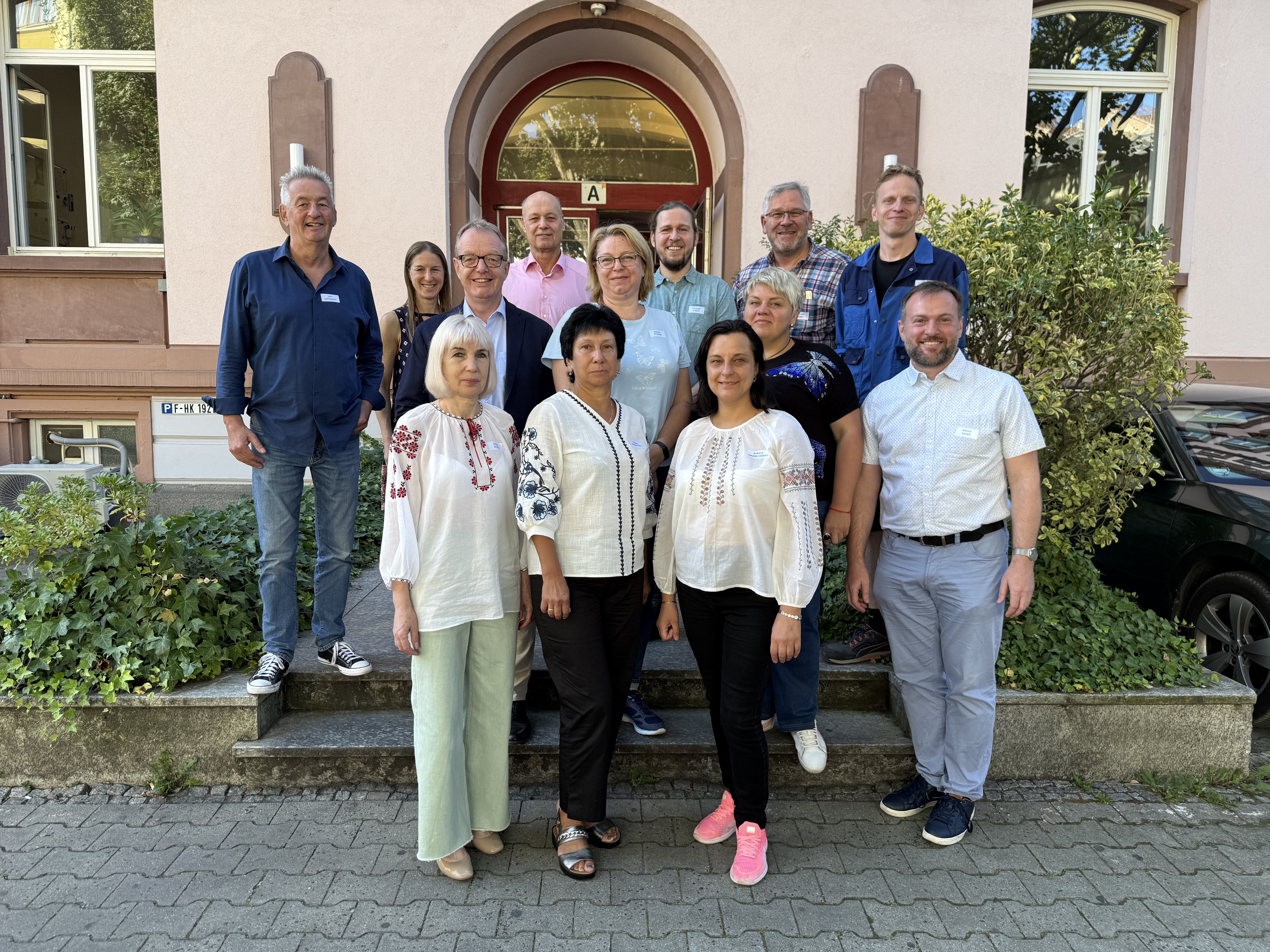 Schweiß-Training Berufsschullehrerinnen aus der Ukraine - Handwerkskammer Frankfurt-Rhein-Main