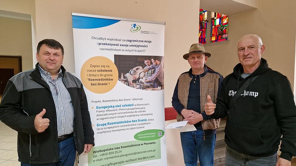 Craftspeople-without-Borders-Poland-Moldova-Trafas Craftspeople without Borders / Rzemieślnicy bez Granic Andrzej Trafas: roofing training for Moldovan vocational school teachers Stefan Porumb and Igor Argint